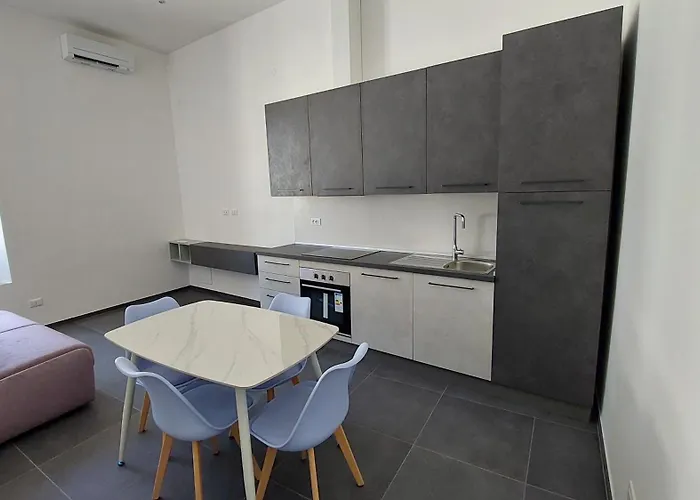 شقة Bob's Your Uncle *